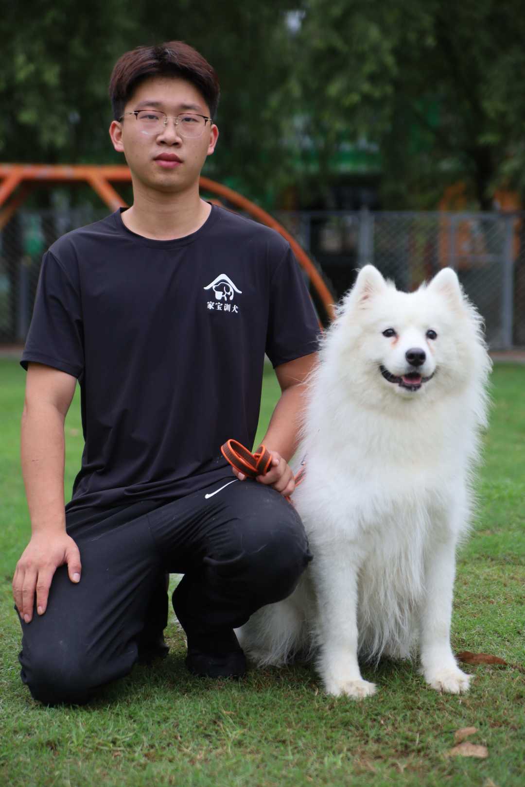 王明阳｜家宝成都犬类行为科学研究所专家